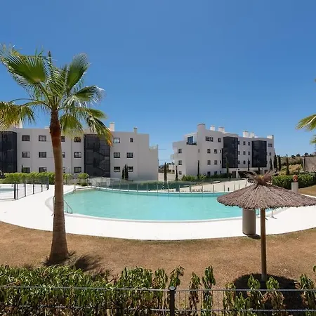 Beautiful 3 Bedroom In Higueron West *