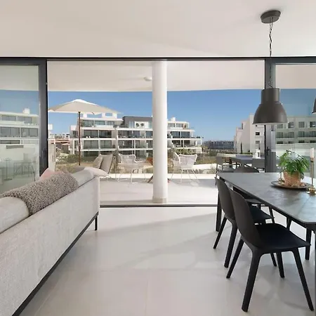 Beautiful 3 Bedroom In Higueron West Lejlighed Fuengirola